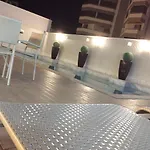 Everest Flat Service